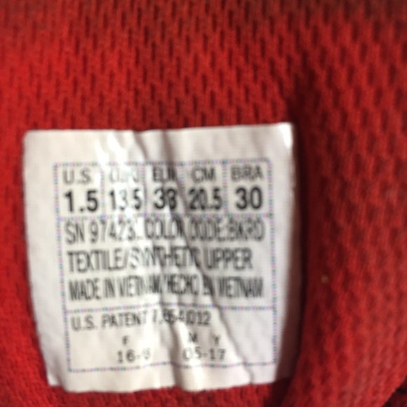 Sketchers Air Boys Size 2 Sneakers - Picture 8 of 8